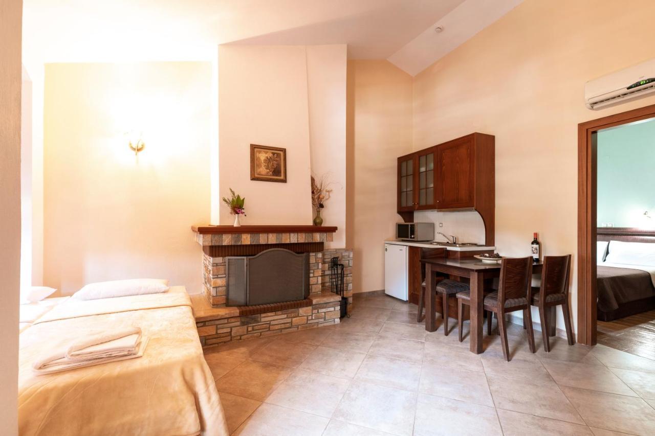 Mikros Prinos Magkafinis.El Apartments מראה חיצוני תמונה