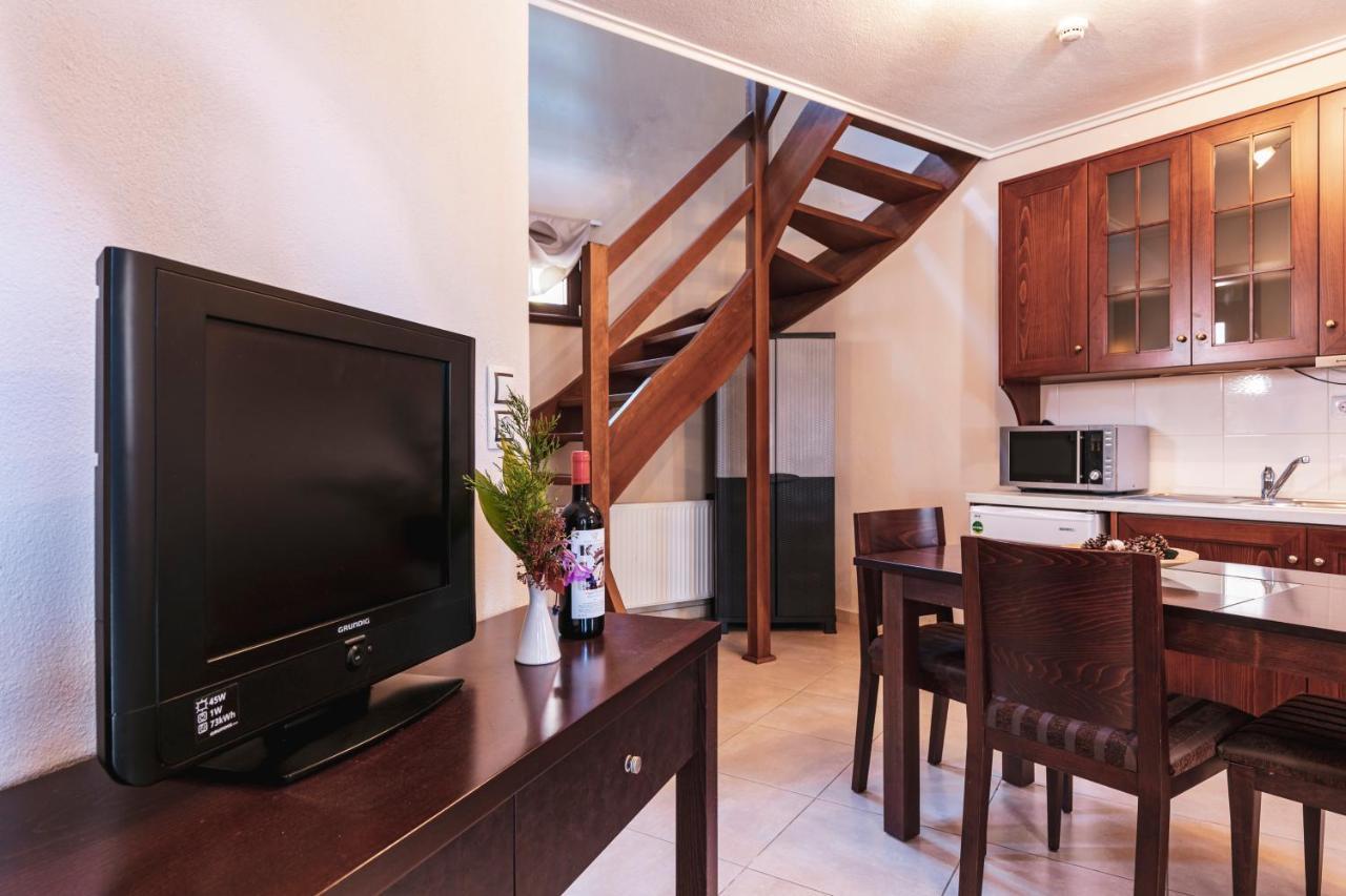 Mikros Prinos Magkafinis.El Apartments מראה חיצוני תמונה