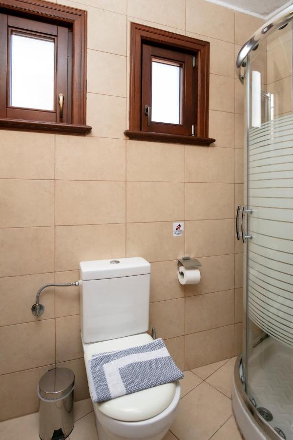 Mikros Prinos Magkafinis.El Apartments מראה חיצוני תמונה