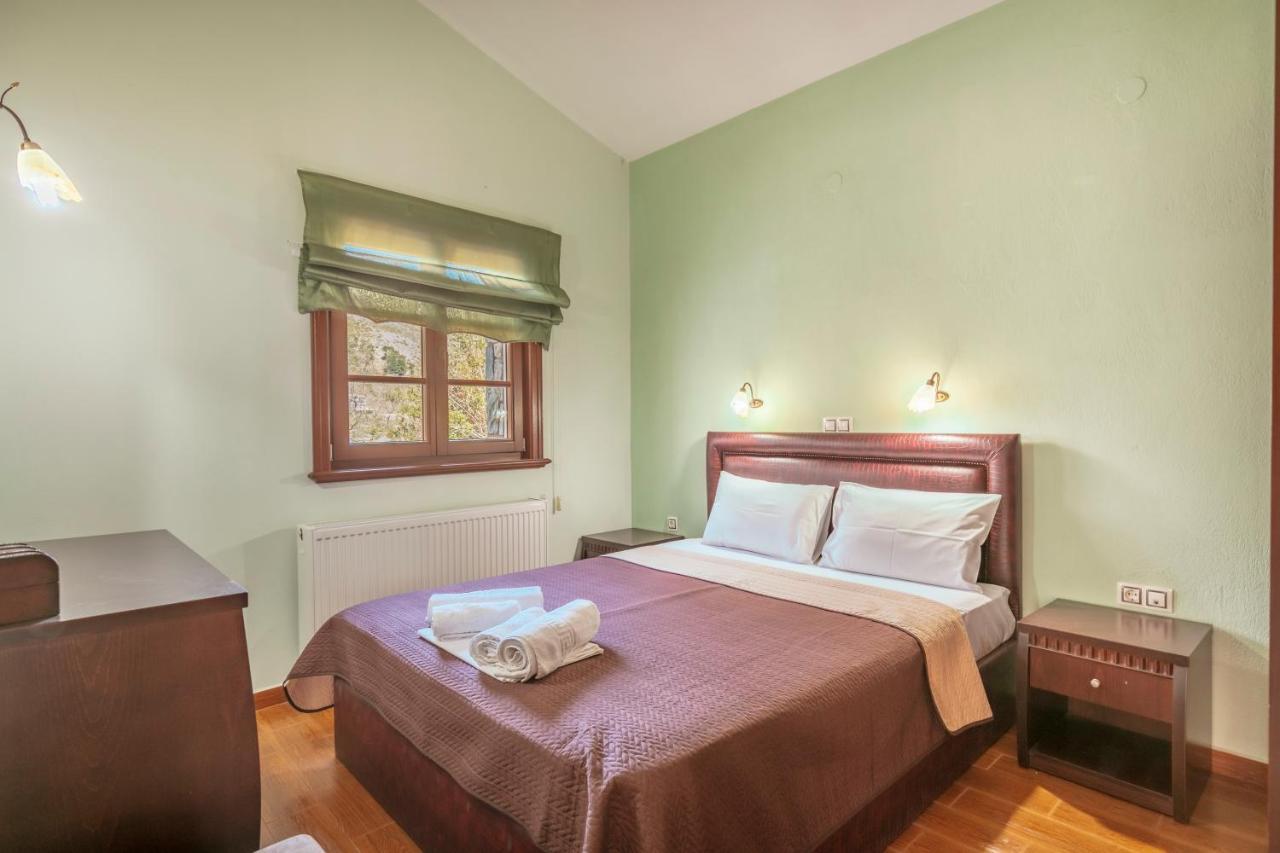 Mikros Prinos Magkafinis.El Apartments מראה חיצוני תמונה